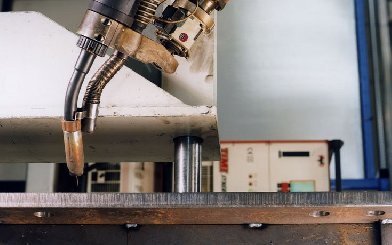 激光焊接位置對(duì)焊縫質(zhì)量的影響分析：平焊、橫焊、垂直焊工藝對(duì)比